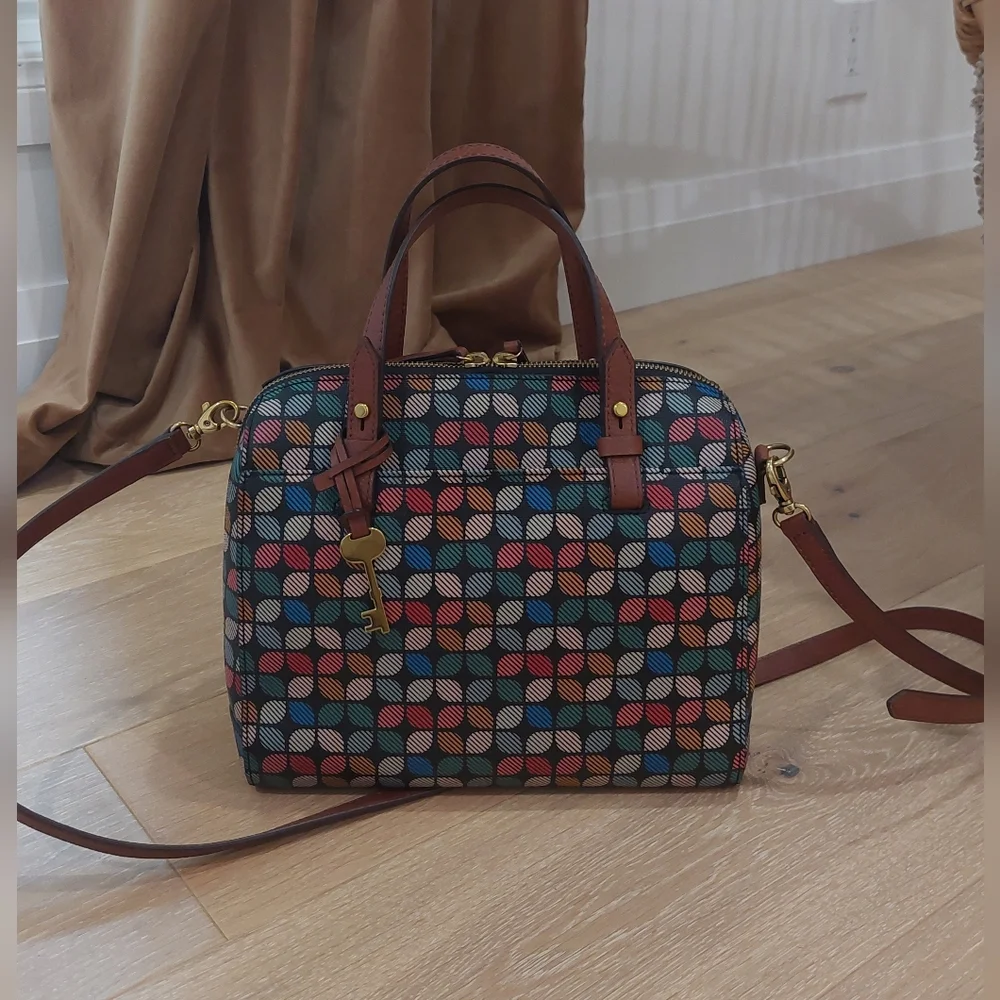 Fossil Bag - Picture 1 of 8